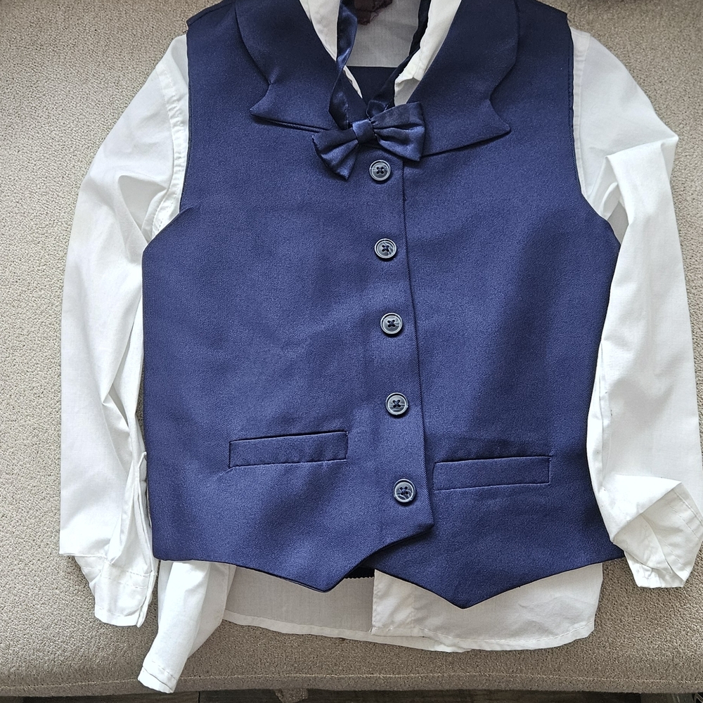 Tahari Navy Blue Boys Dress Vest Set with Bow Tie